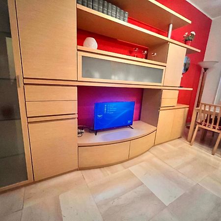 Sky Apartment A Due Passi Dalla Stazione Коленьо Екстериор снимка